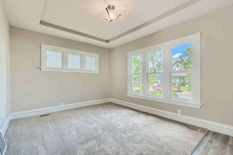 4315 Humboldt Ave N, Minneapolis, MN 55412