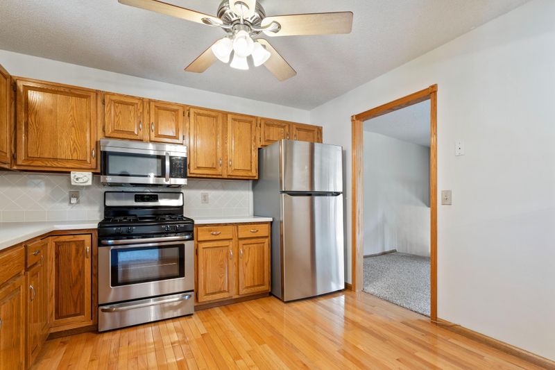 4357 Grimes Ave N, Robbinsdale, MN 55422