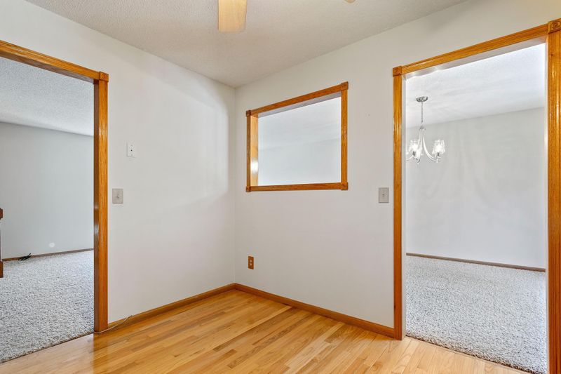 4357 Grimes Ave N, Robbinsdale, MN 55422