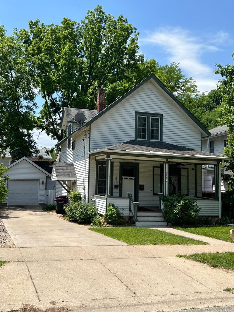 1212 East Ave, Red Wing, MN 55066