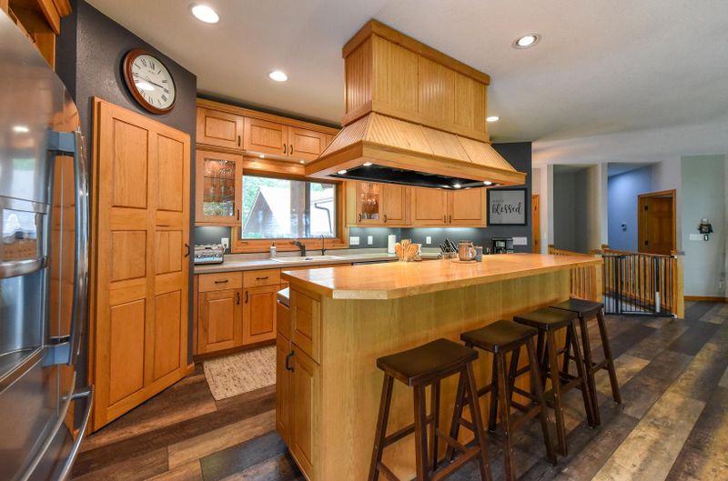 15224 Welton Rd, Baxter, MN 56425