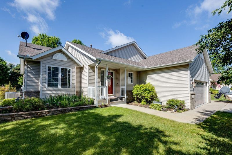 21225 Goldenrod Ln, Rogers, MN 55374