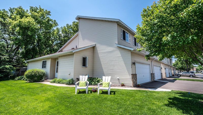 1084 Pine St, Farmington, MN 55024