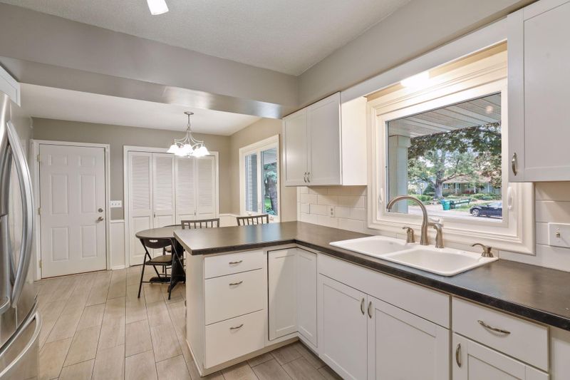 1648 Utah Dr S, Saint Louis Park, MN 55426