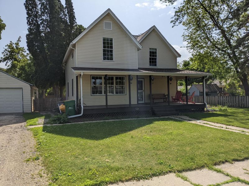 620 2nd St N, Dassel, MN 55325
