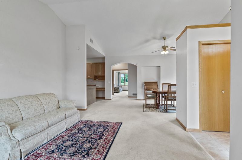 23049 Arrowhead St NW, Saint Francis, MN 55070