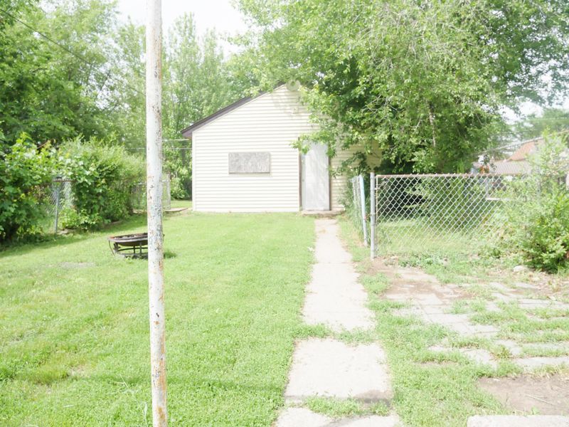 475 Hatch Ave, Saint Paul, MN 55117