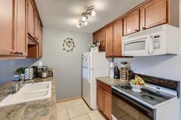 8935 Old Cedar Ave S #303, Bloomington, MN 55425