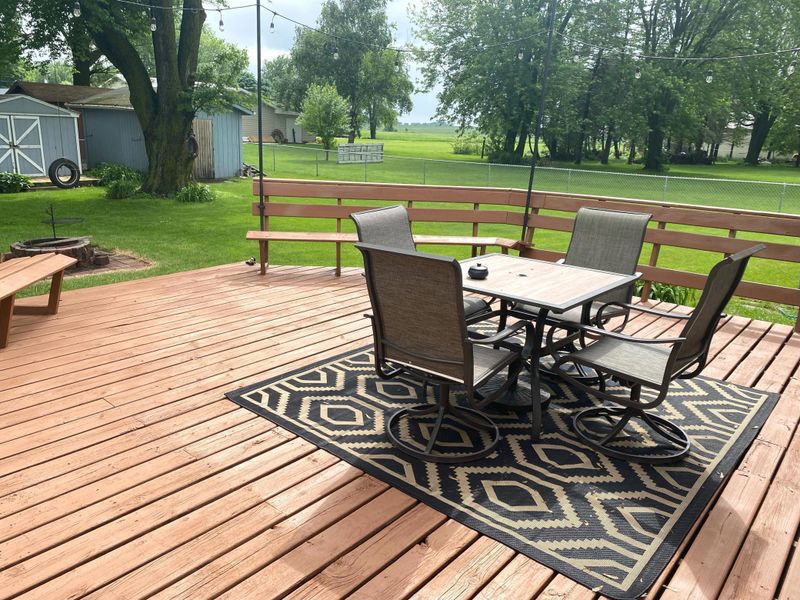629 Main St, West Concord, MN 55985