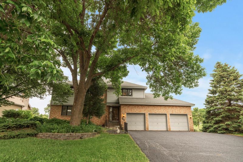 8417 Xene Ln N, Maple Grove, MN 55311