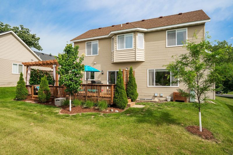 15913 Kendale Dr, Lakeville, MN 55044