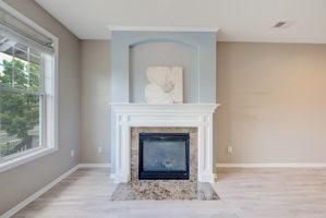11131 Kinsley St, Eden Prairie, MN 55344