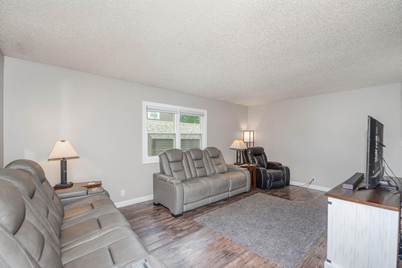 501 3rd St SW, Montgomery, MN 56069