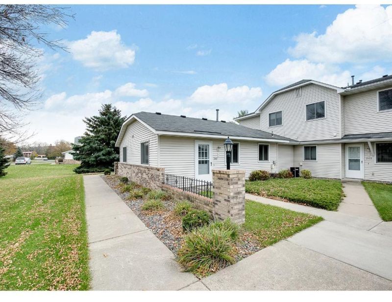 1547 111th Ave NW, Coon Rapids, MN 55433