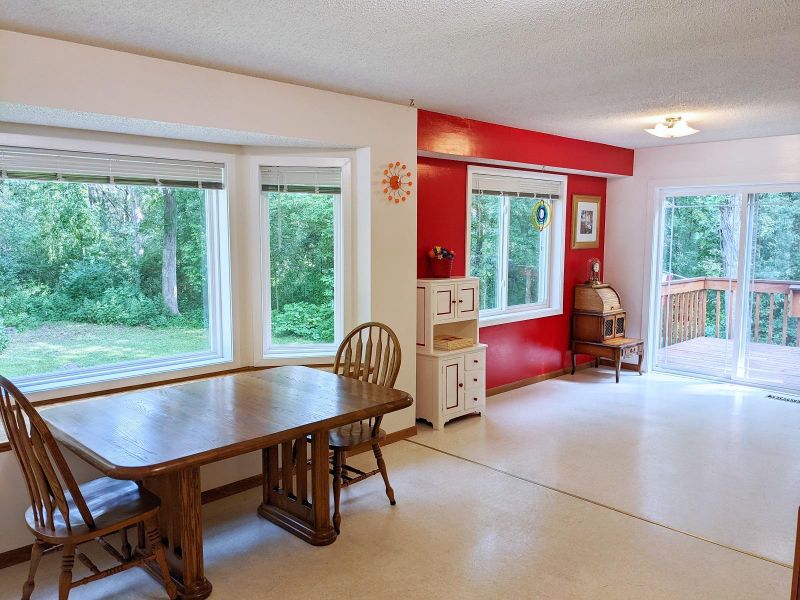 18976 149th St NW, Elk River, MN 55330