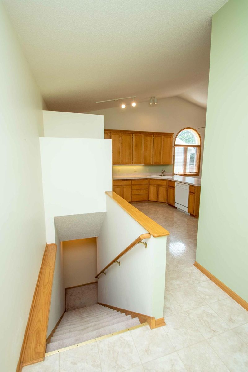 8652 Olive St NW, Coon Rapids, MN 55433