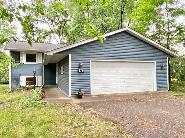 178 E Owasso Ln, Shoreview, MN 55126