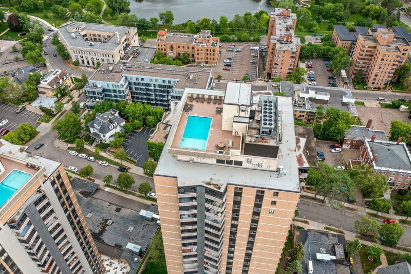 400 Groveland Ave #410, Minneapolis, MN 55403