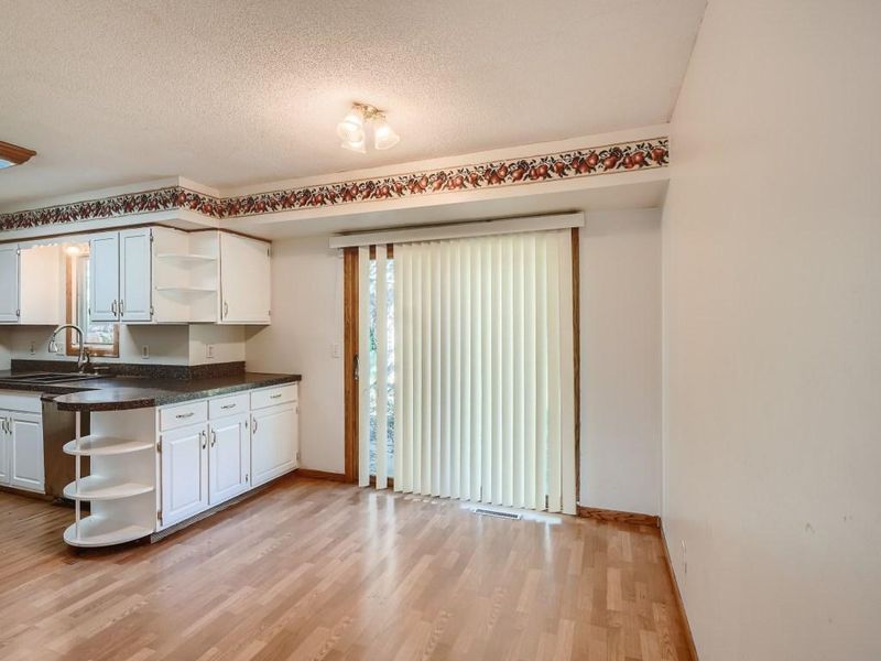 7749 Arlington Ave N, Brooklyn Park, MN 55443
