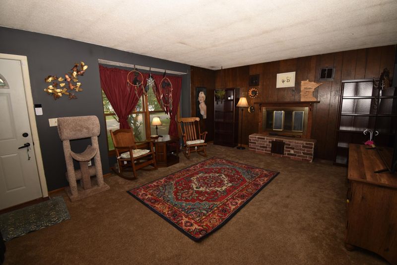 368 3rd St NW, Forest Lake, MN 55025