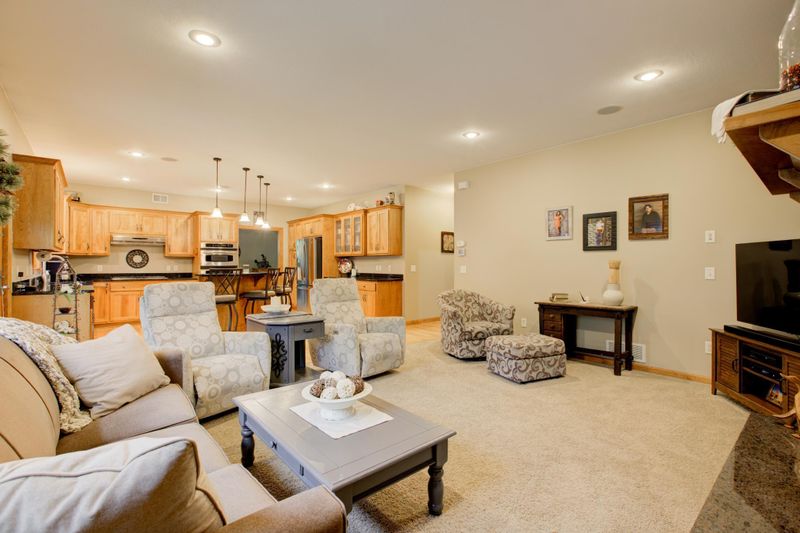 819 Morningside Loop, Saint Joseph, MN 56374