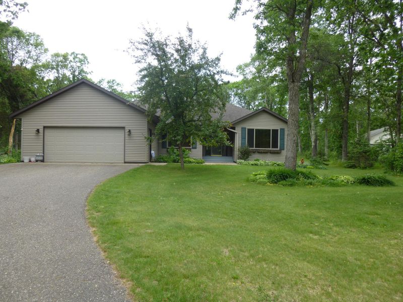 33893 Dancing Bear Dr, Crosslake, MN 56442