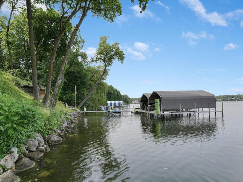 670 Tonkawa Rd, Orono, MN 55364