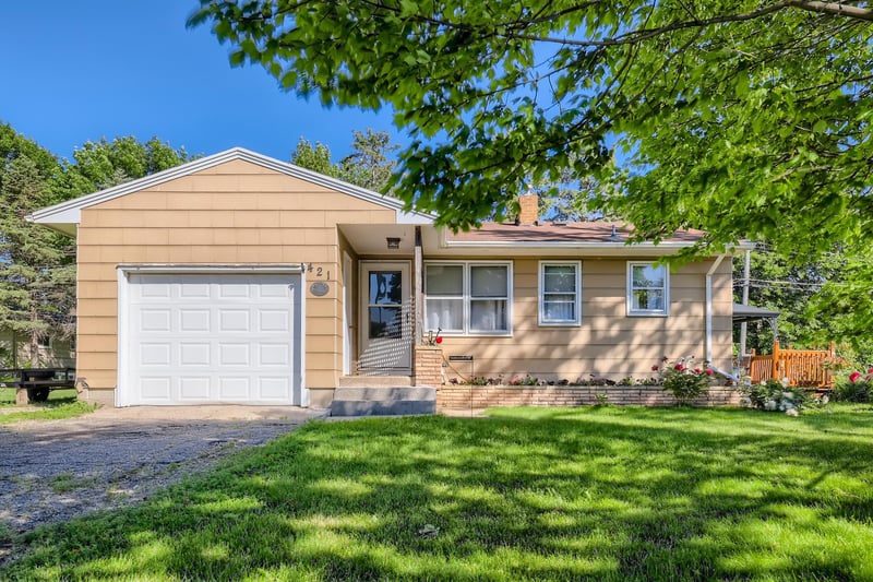 421 Brad St, Hamburg, MN 55339