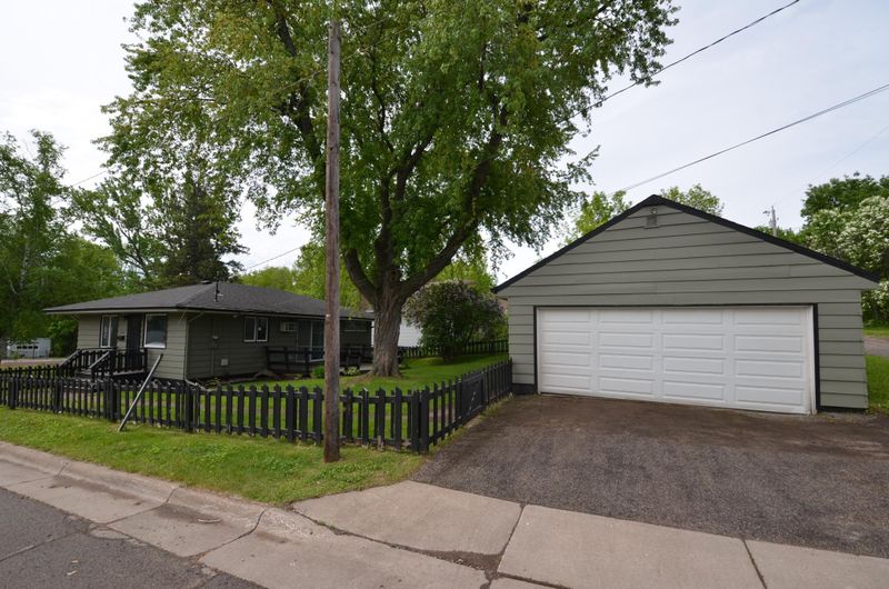 2501 W Skyline Pw, Duluth, MN 55806