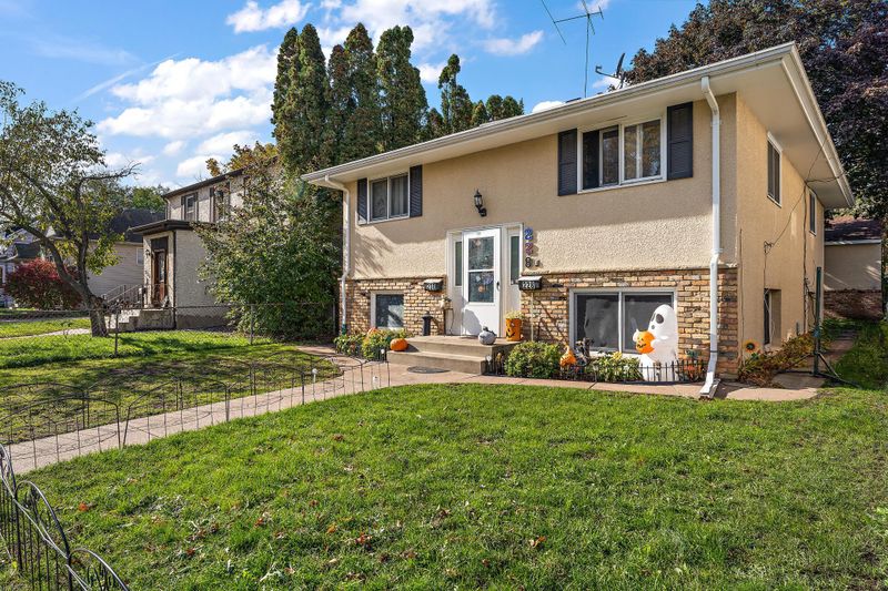 230 2nd Ave S, South Saint Paul, MN 55075