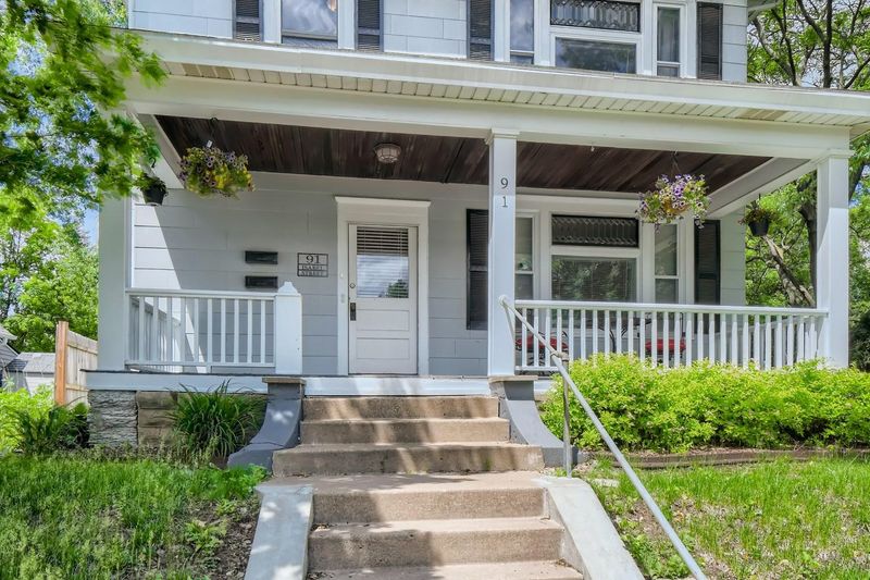 91 Isabel St W, Saint Paul, MN 55107