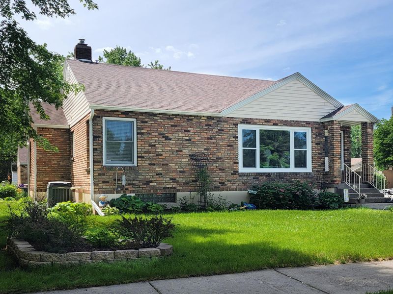 716 S 4th St, Virginia, MN 55792