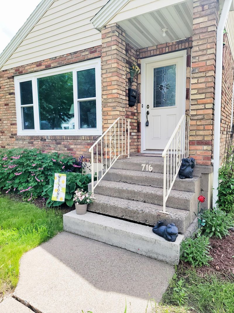 716 S 4th St, Virginia, MN 55792