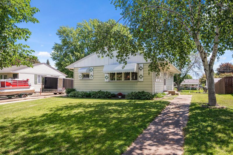 844 22nd Ave N, South Saint Paul, MN 55075