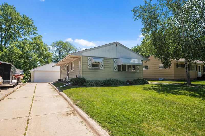 844 22nd Ave N, South Saint Paul, MN 55075