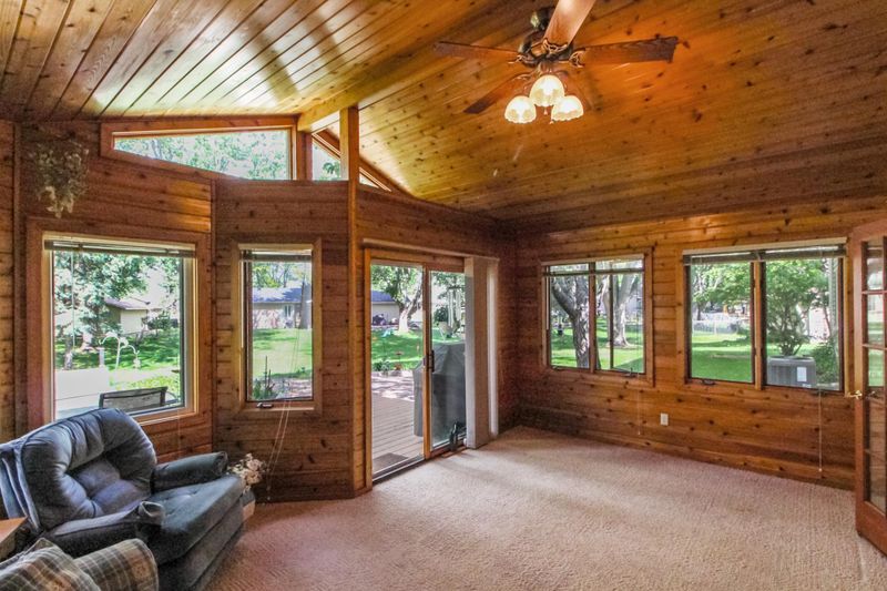 10546 Monticello Ln N, Maple Grove, MN 55369