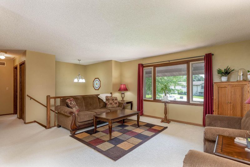 118 Merlin Cir, Mankato, MN 56001