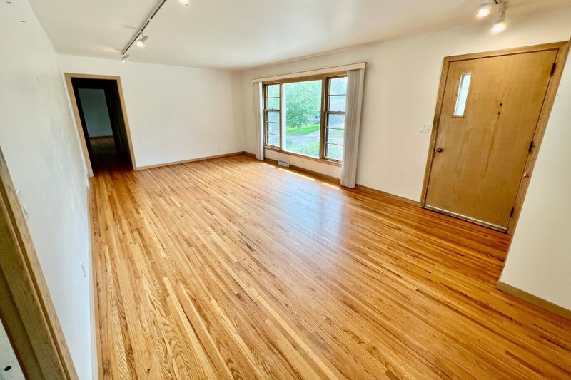 1415 Melrose Ave, Saint Louis Park, MN 55426