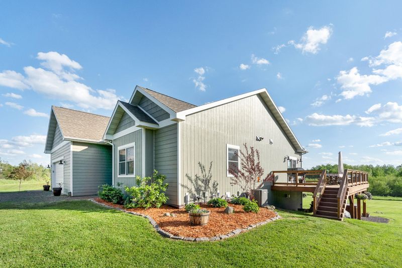 145 Canosia Rd, Esko, MN 55733