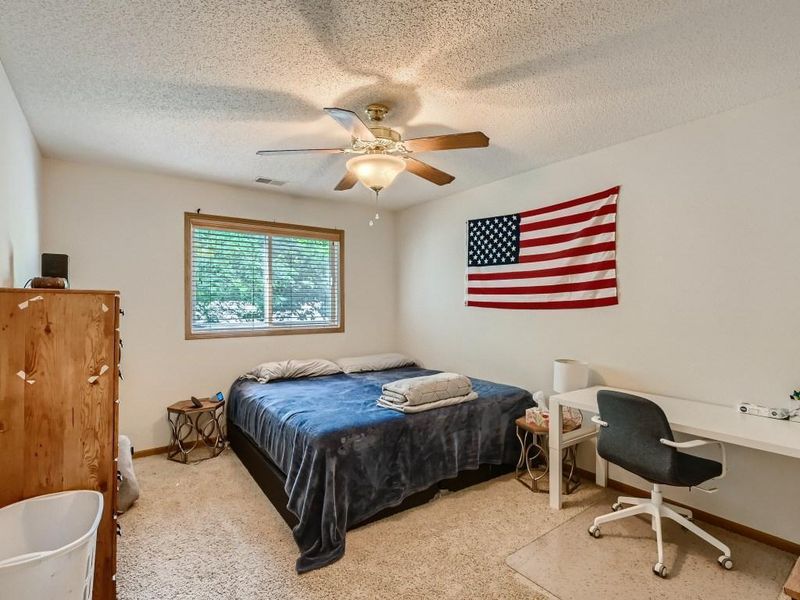 875 Bahls Dr #210, Hastings, MN 55033
