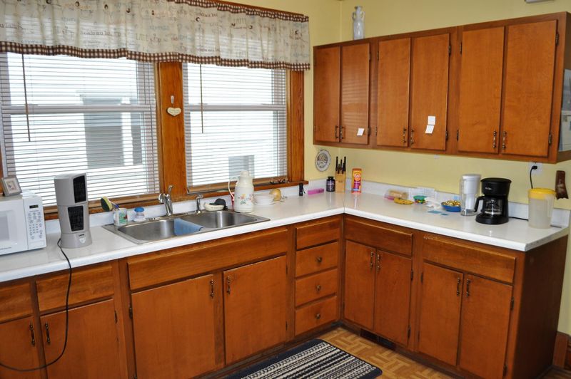 122 N 6th St, Montevideo, MN 56265
