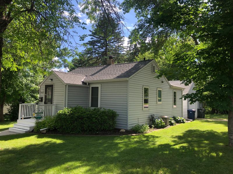1021 N Baird Ave, Fergus Falls, MN 56537