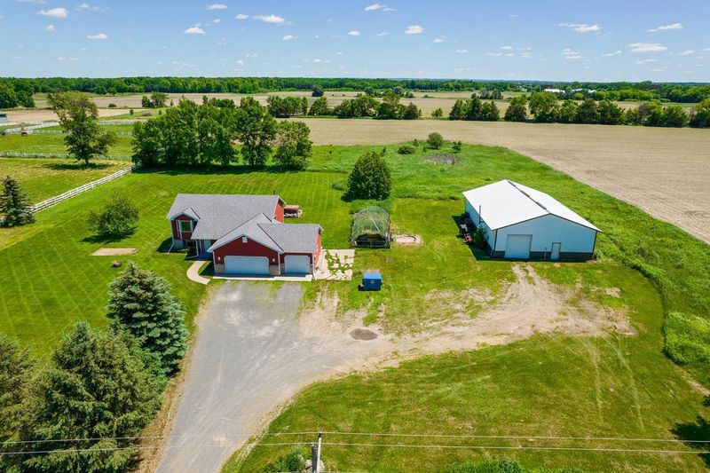 32781 Park Trl, Center City, MN 55012