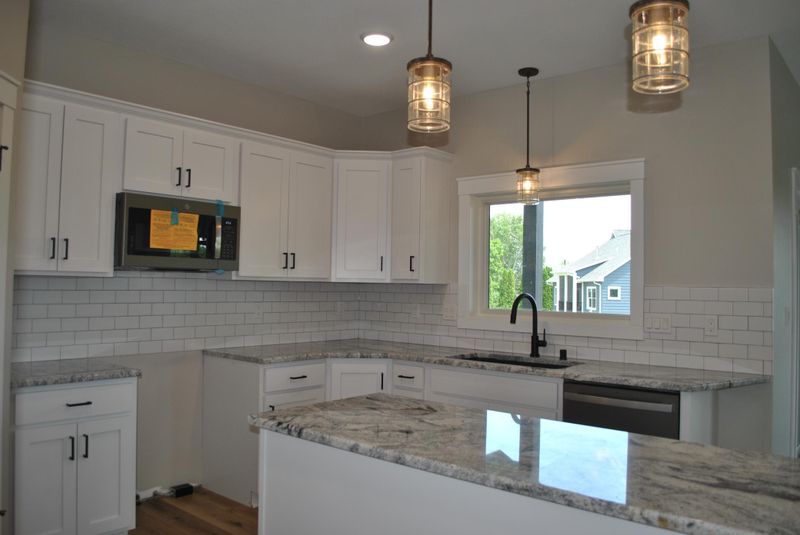 23 Highland Ct, Lake City, MN 55041