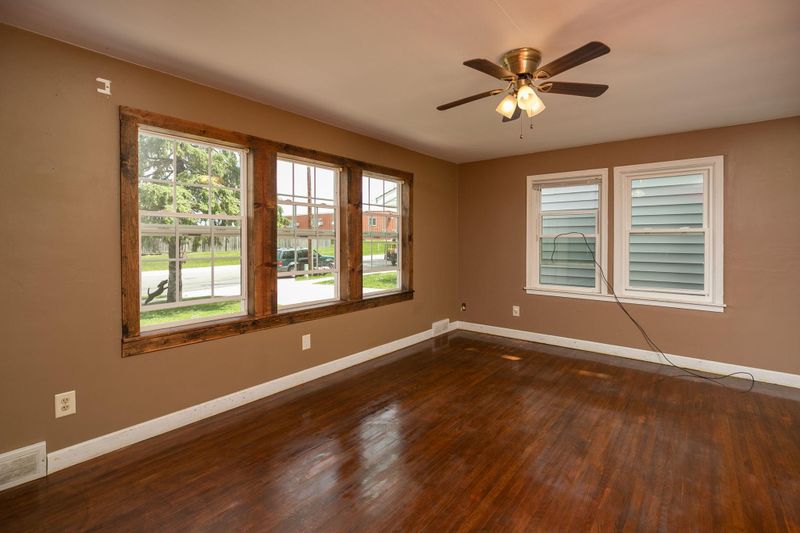 603 2nd St NE, Dodge Center, MN 55927
