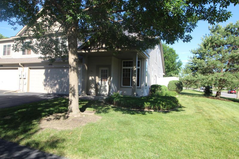 4990 207th St N, Forest Lake, MN 55025