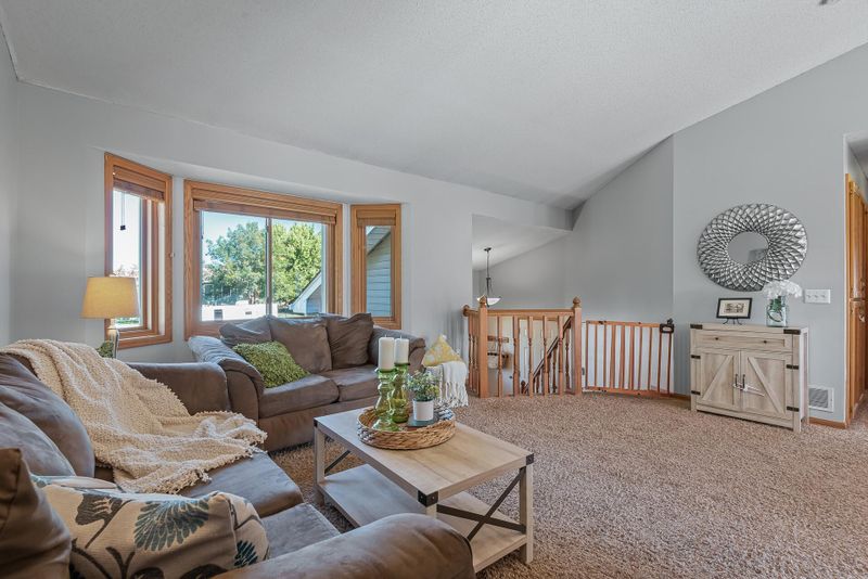 1930 73rd St, Hugo, MN 55038