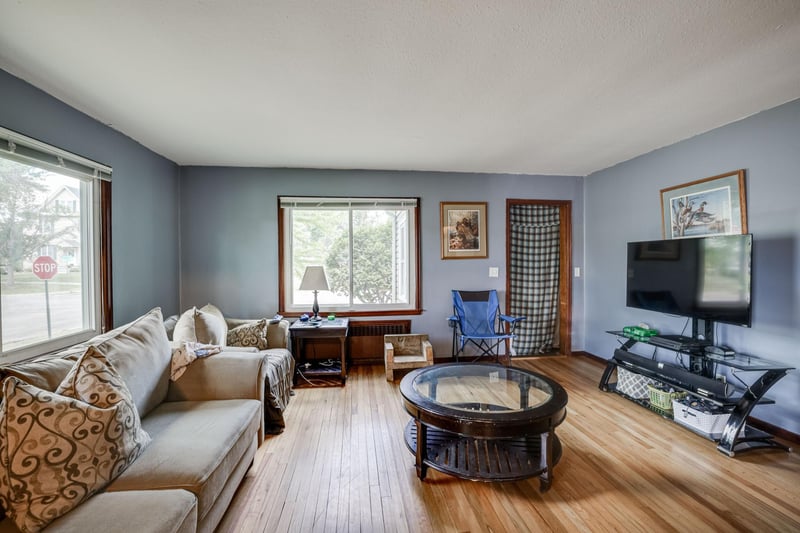 23350 Water St, Hampton, MN 55031