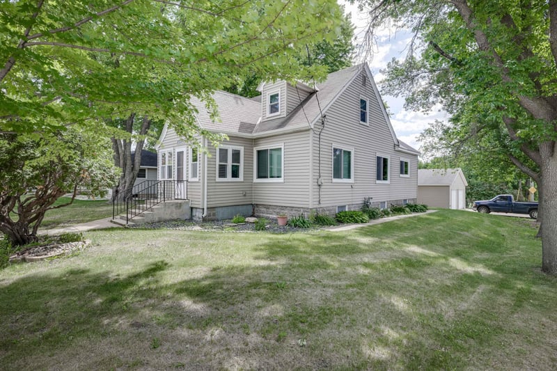 23350 Water St, Hampton, MN 55031