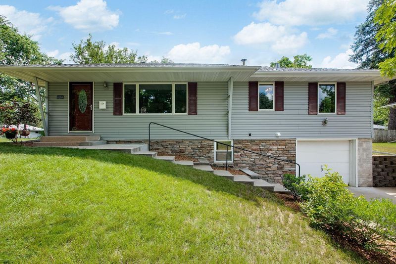 8133 Abbott Ave S, Bloomington, MN 55431